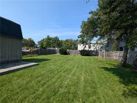 35 E Oneida St, Lysander, NY 13027 photo 9