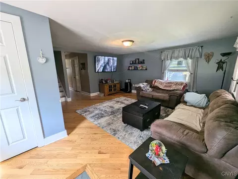35 E Oneida St, Lysander, NY 13027 photo 25