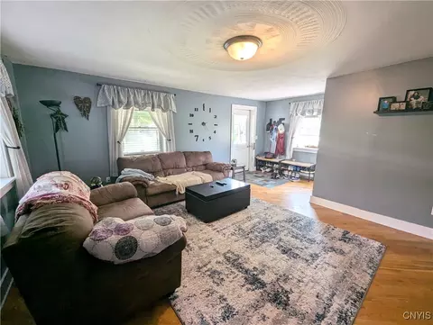 35 E Oneida St, Lysander, NY 13027 photo 27