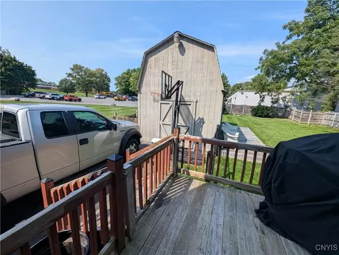 35 E Oneida St, Lysander, NY 13027 photo 13
