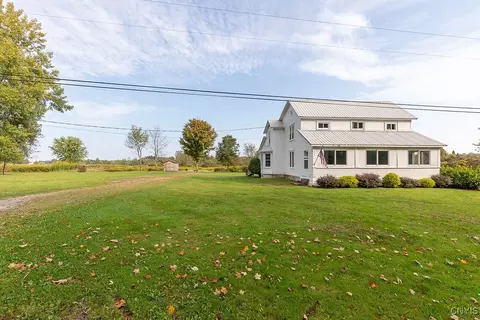 236 Tubbs Rd, Mexico, NY 13114