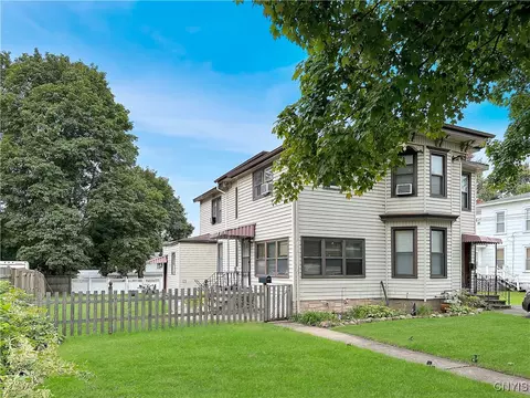 307 Highland Ave, East Syracuse, NY 13057