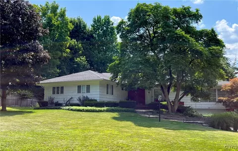 111 Marvelle Rd, Fayetteville, NY 13066