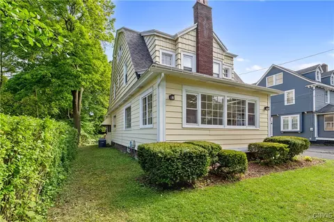121 Wilson St, Syracuse, NY 13203