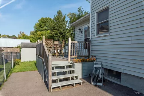 421 E German St, Herkimer, NY 13350 photo 11