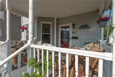 421 E German St, Herkimer, NY 13350 photo 7