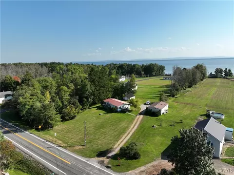 1186 State Route 49, Vienna, NY 13042