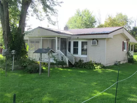 1041 County Route 37 Rd, Hastings, NY 13063