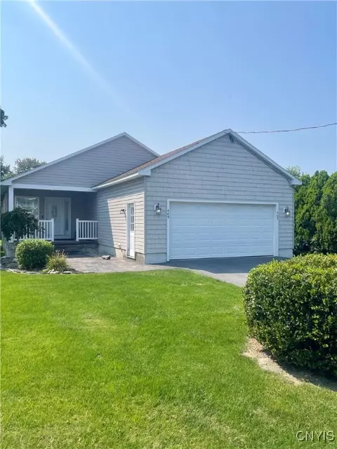 409 Old Liverpool Rd, Salina, NY 13088