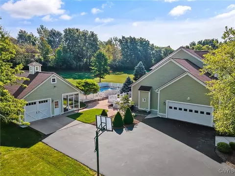 129 Eagle Crest Dr, Camillus, NY 13031 photo 34