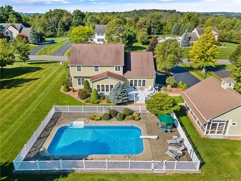 129 Eagle Crest Dr, Camillus, NY 13031 photo 33