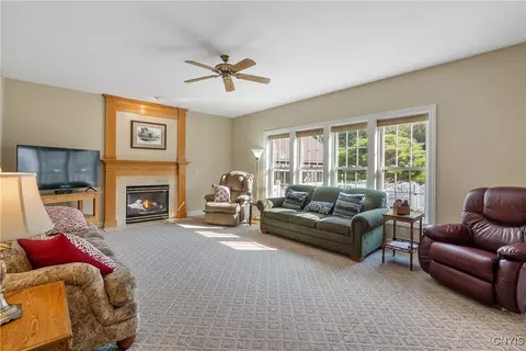 129 Eagle Crest Dr, Camillus, NY 13031 photo 19