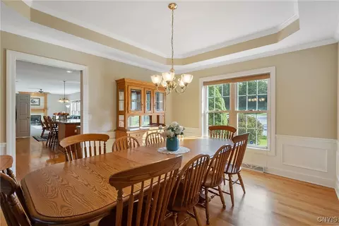 129 Eagle Crest Dr, Camillus, NY 13031 photo 9