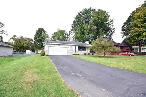 5521 Sunrise Ter, Marcy, NY 13403