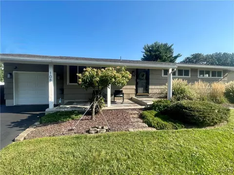 108 Simmons Ter, Syracuse, NY 13219