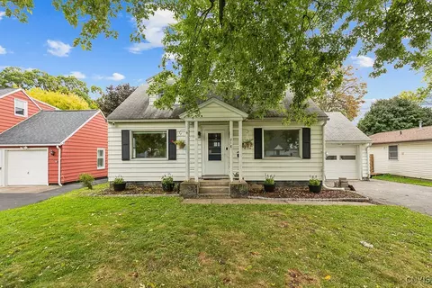 218 Norwood Ave, Salina, NY 13088