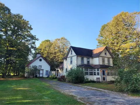 7082 Main St, Trenton, NY 13352