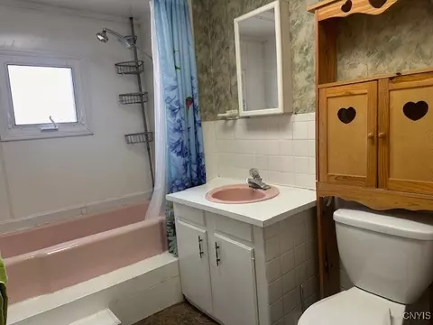 151 Matson Ave E, Syracuse, NY 13205 photo 20