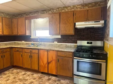 151 Matson Ave E, Syracuse, NY 13205 photo 9