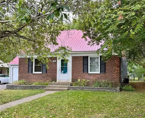 1369 Cosgrove St, Watertown, NY 13601