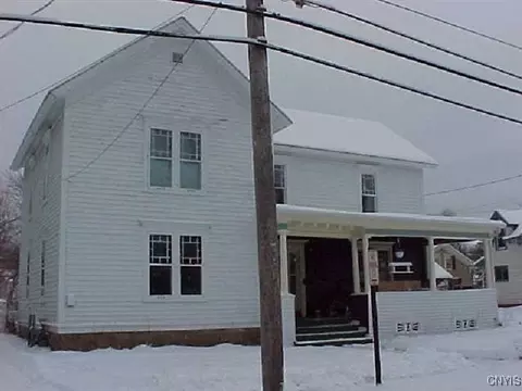 2 Church St, Canton, NY 13617