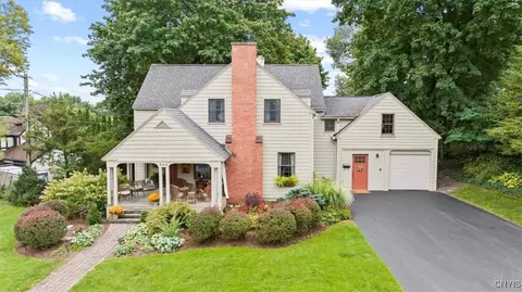 206 Lansdowne Rd, Syracuse, NY 13214