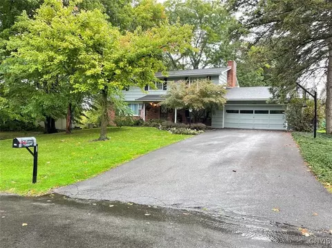 4818 Candy Ln, Manlius, NY 13104