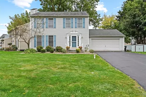 137 Jaclyn Dr, Syracuse, NY 13205
