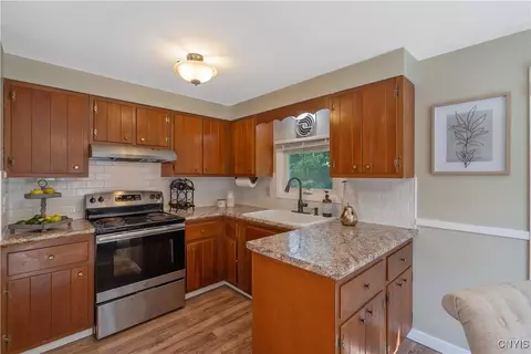 2532 E Maple Ter, Marcellus, NY 13108 photo 16