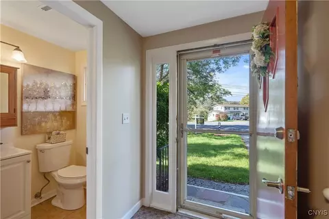 2532 E Maple Ter, Marcellus, NY 13108 photo 5