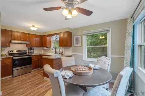 2532 E Maple Ter, Marcellus, NY 13108 photo 21