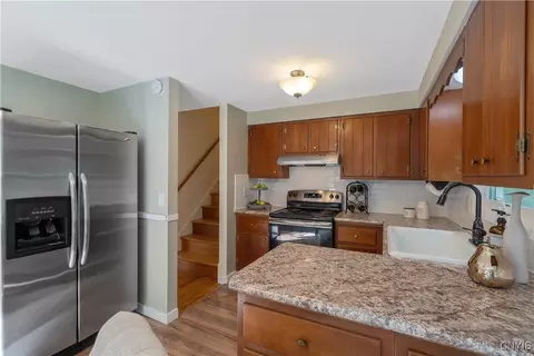 2532 E Maple Ter, Marcellus, NY 13108 photo 17
