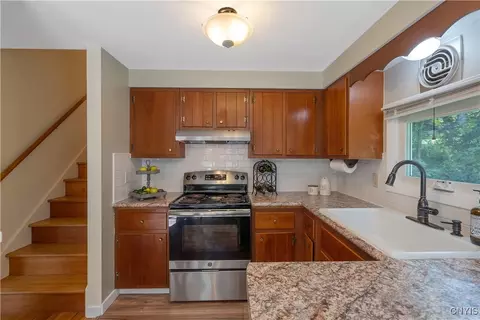 2532 E Maple Ter, Marcellus, NY 13108 photo 18