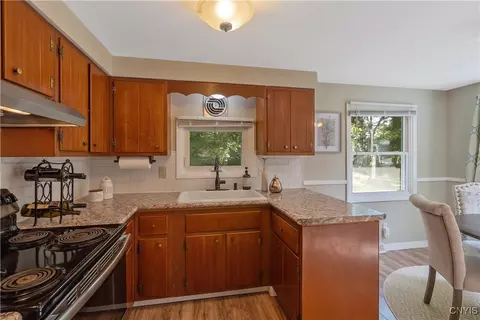 2532 E Maple Ter, Marcellus, NY 13108 photo 15