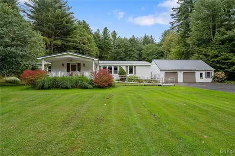 63 Floyd Dr, West Monroe, NY 13167