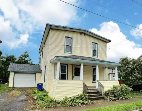 4 Winter St, Cortland, NY 13045
