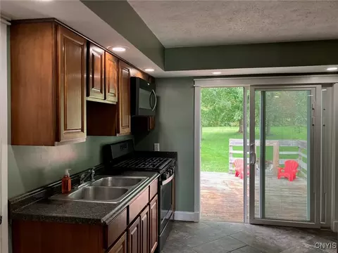10 Mott Rd, Lysander, NY 13027 photo 7