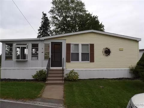 48 Kris Ann Dr, New Hartford, NY 13413