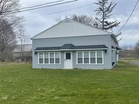 7289 W Main St, Westmoreland, NY 13490