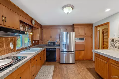 129 Boulder Rd, Geddes, NY 13209 photo 16