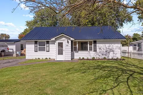 115 Curtis Ave, Geddes, NY 13209