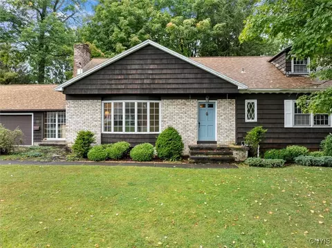 10 Tanglewood Rd, New Hartford, NY 13413