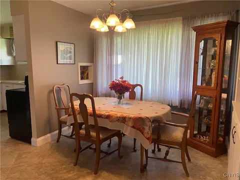 311 Phillips St, Oneida, NY 13421 photo 16