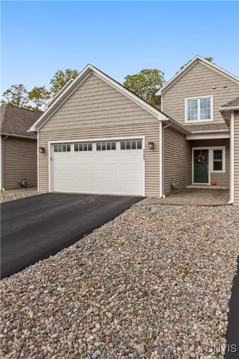 4535 Lauder Ln #5C, Skaneateles, NY 13152