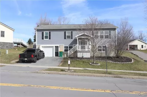 1136 Superior St, Watertown, NY 13601