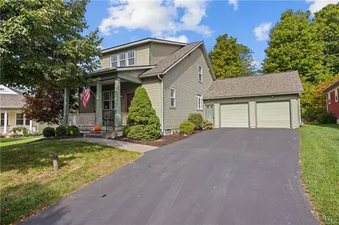 140 Greencastle St, Camillus, NY 13031