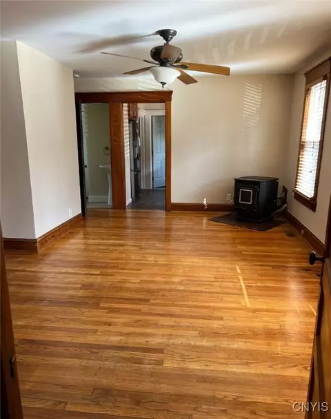 9 Van Epps St, Vernon, NY 13476 photo 12