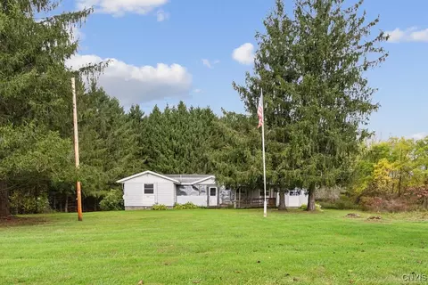 421 Fulton St, Hannibal, NY 13074