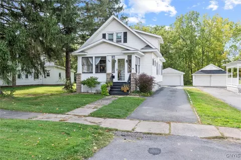 116 Seneca Ave, Oneida, NY 13421