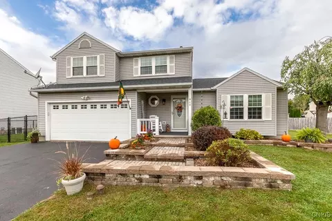 5960 Hebrides Trl, Cicero, NY 13039